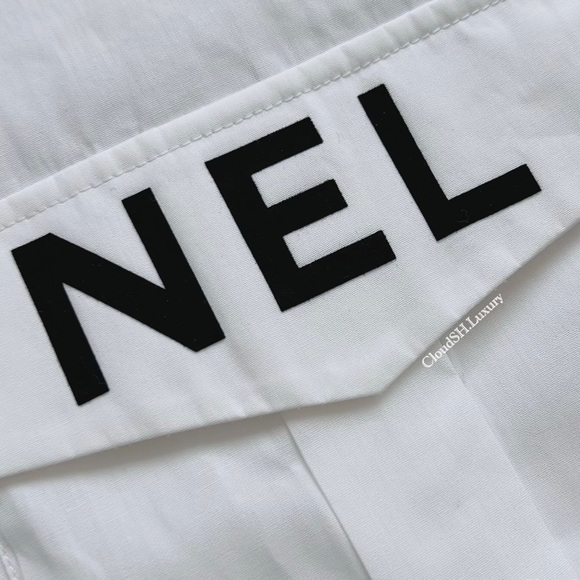 ❌❌Chanel Logo White Button Up Crop Top Shirt Sz.34 - Popular & Rare - Picture 5 of 16